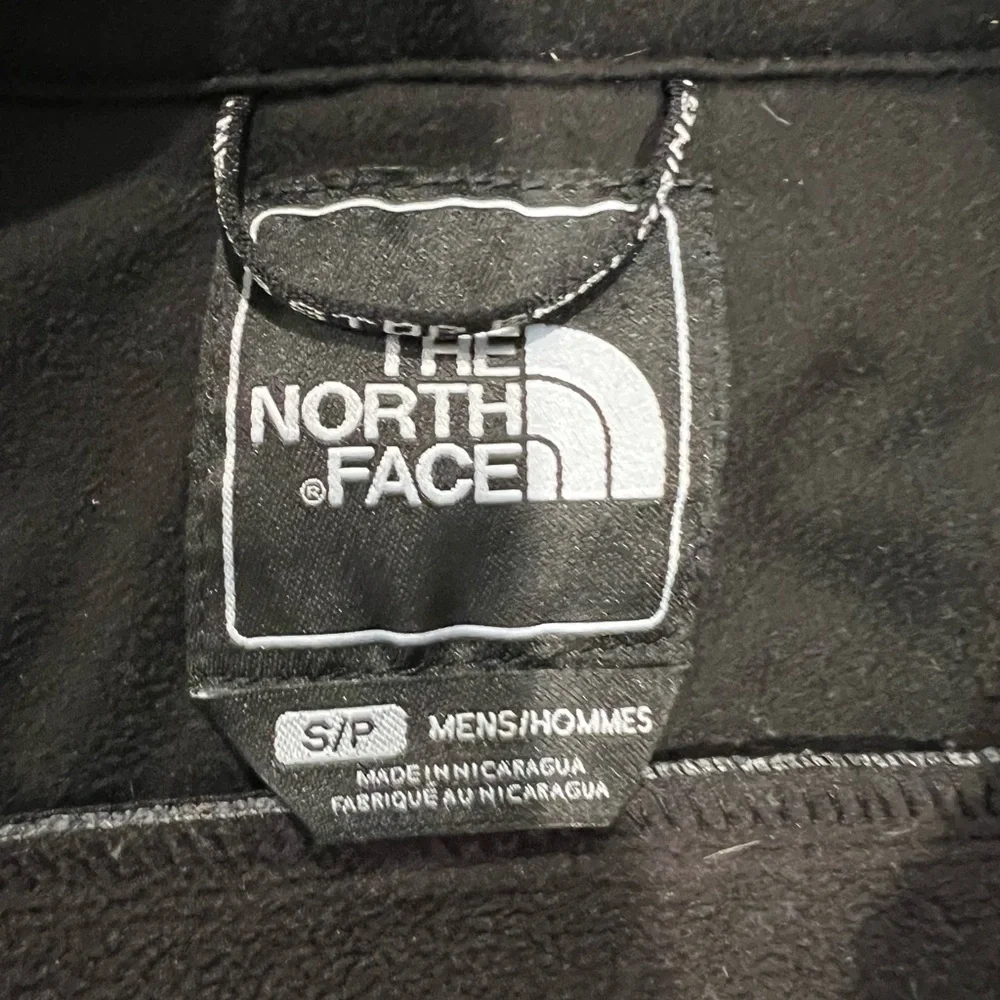 The North Face Men 's Apex Barrera Soft Shell  grey S